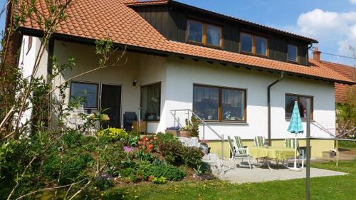 Suppingen Apartment | Ferienwohnung Groß