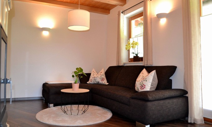 Oberau Apartment | Ferienwohnung Haus Aschauer für 2- 4 Personen