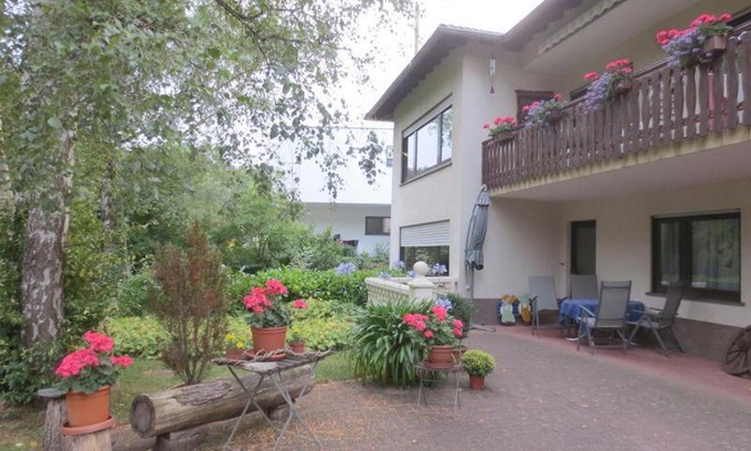 Trassem Apartment | Ferienwohnung Haus Sonnenschein