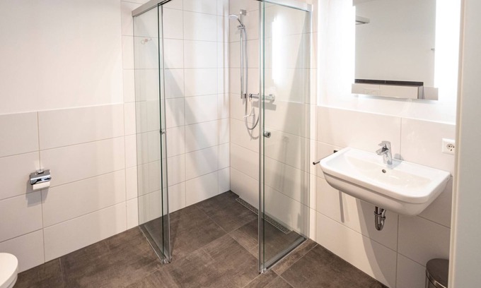 Conweiler Apartment | Ferienwohnung Herbst, 67 qm, 1 Schlafraum & 1 Wohn/schlafraum, Max. 4 Personen