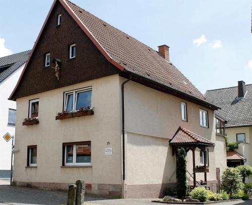 Hilders Apartment | Ferienwohnung Hilders Ortsmitte