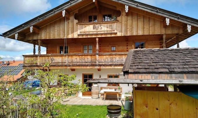 Wurmansau Apartment | Ferienwohnung Holzzeit - Ferienwohnung