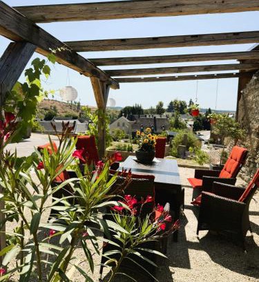 Feilitzsch Apartment | Ferienwohnung im Chaletstil Sonnenidyll 51 qm Wellness Fitness Sauna Bergrödelhof