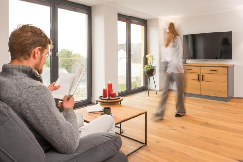 Feilitzsch Apartment | Ferienwohnung im Chaletstil Schlossblick 51 qm Wellness Fitness Sauna Bergrödelhof