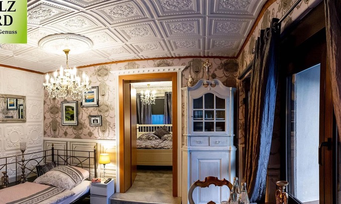 Dorrenbach Apartment | Ferienwohnung im Dornröschenstil - Appartement/fewo, Dusche, WC, Nichtraucher