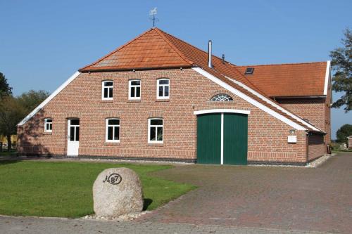 Moormerland Apartment | Ferienwohnung im Gulfhof, 65269