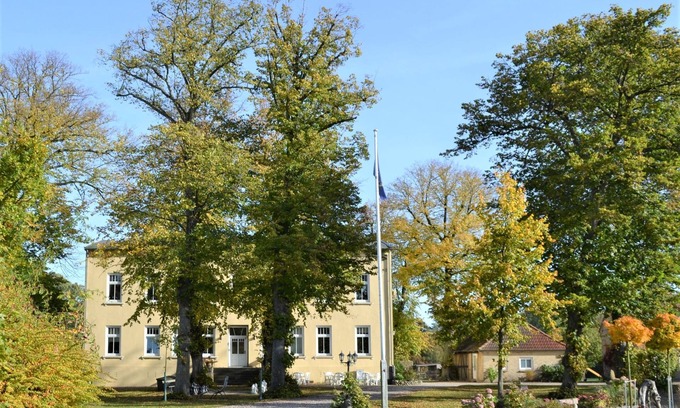Katharinenhof Apartment | Ferienwohnung im Gutshaus "u4"