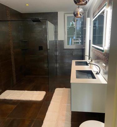 Naumburg Apartment | Ferienwohnung Könitz, Ilschen