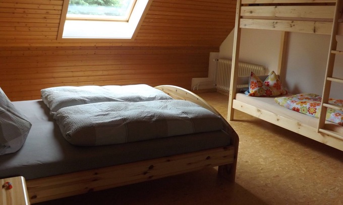 Elzach Apartment | Ferienwohnung "Kapfblick" mit 40qm, 1 Schlafzimmer für max. 5 Personen