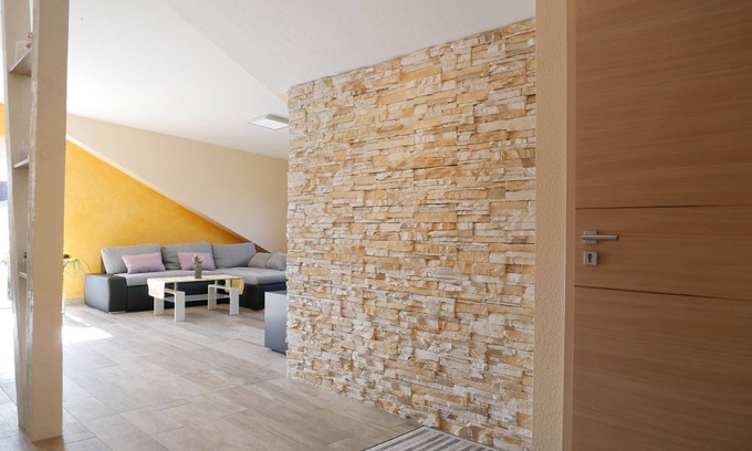 Mosbach Apartment | Ferienwohnung Kirschblüte, 82qm, 2 Schlafzimmer, max. 4 Personen