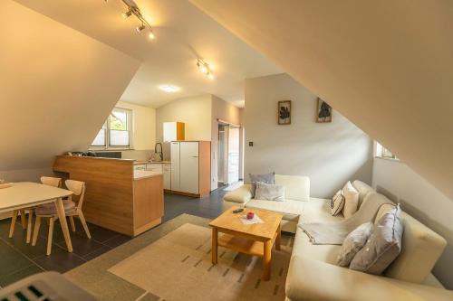 Georgenberg Apartment | Ferienwohnung Knecht