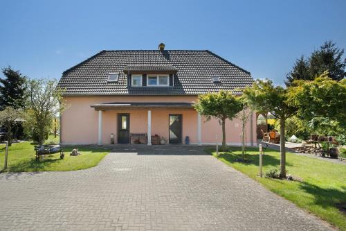 Luessow Apartment | Ferienwohnung Lüssow