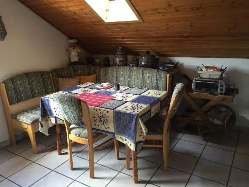 Hoehr-Grenzhausen Apartment | Ferienwohnung Meuer