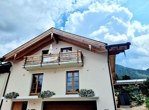 Marquartstein Apartment | Ferienwohnung Menter