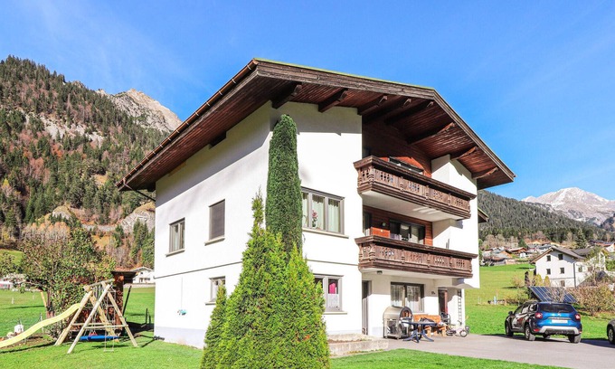Wald am Arlberg Apartment | Ferienwohnung mit Ausblick