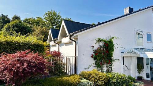 Region Hannover District Apartment | Ferienwohnung mit Garten am Wald
