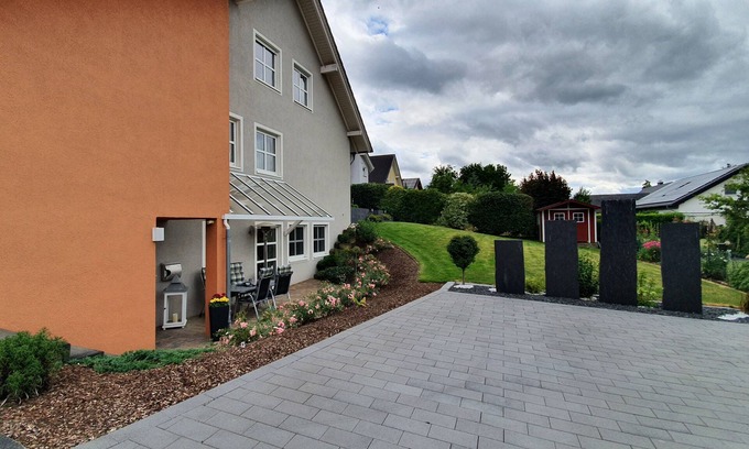Kastellaun House | Ferienwohnung mit Gartenblick in Kastellaun