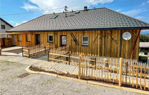 Atzesberg Apartment | Ferienwohnung Mit Weitblick