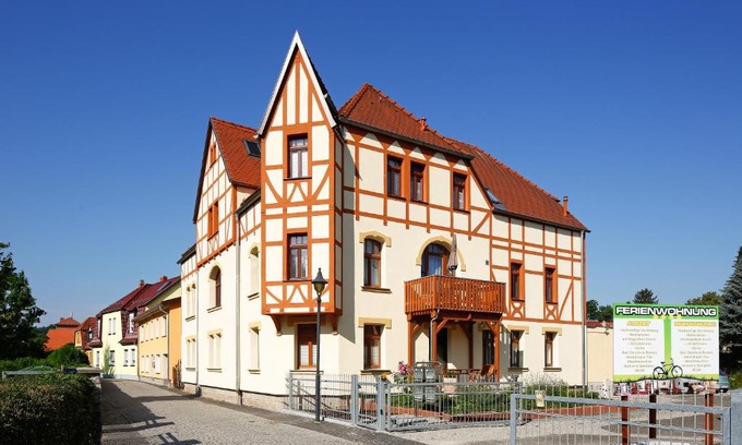 Bad Berka Apartment | Ferienwohnung Morgensonne am Kurpark Bad Berka # gratis Parkplatz # Spielplatz # WLAN # 2 Schlafzimmer # Nähe Weimar # Weimarer Land
