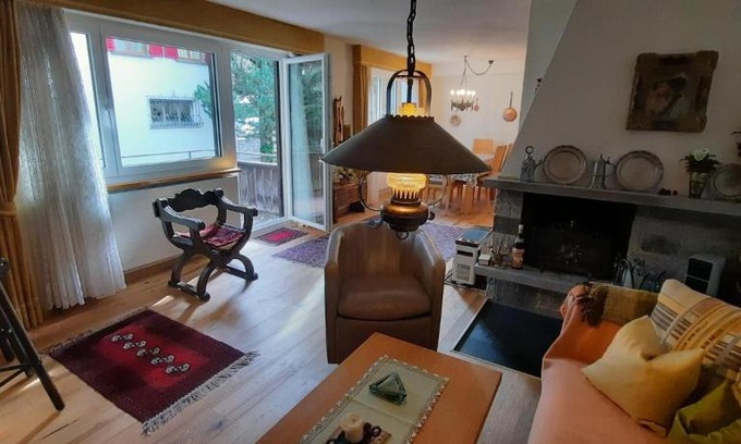 Klosters Dorf Apartment | Ferienwohnung nähe Madrisa