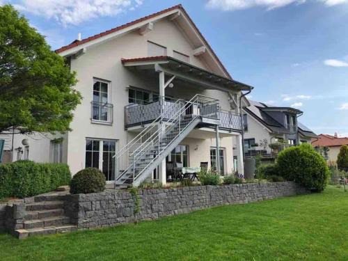 Nauborn Apartment | Ferienwohnung Nauborn in Wetzlar mit großer Terrassse, ruhig gelegen