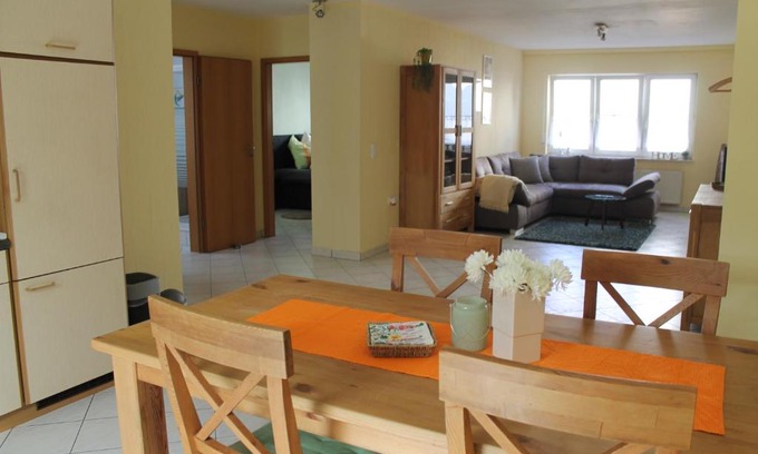 Wetzlar Apartment | Ferienwohnung Naunheim, ebenerdig, Smart TV