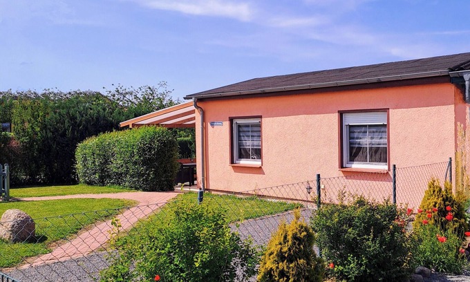 Neukalen Apartment | Ferienwohnung Neukalen am Kummerower See