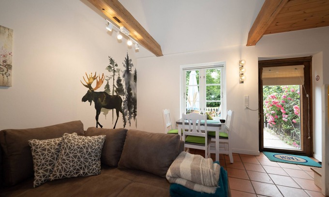 Winnert Apartment | Ferienwohnung Nr. 3-Apartment-Private Bathroom