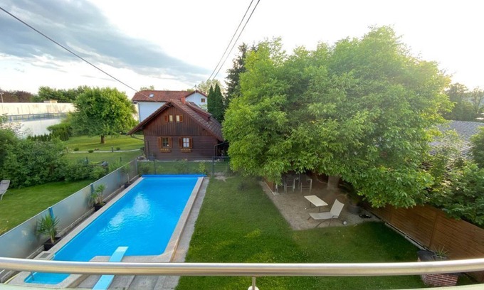 Ottensheim Apartment | Ferienwohnung Nussbaumblick