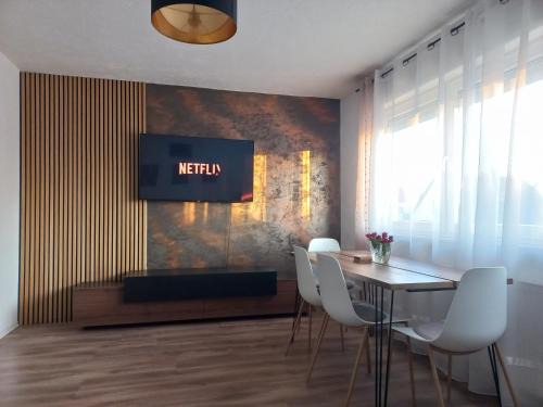 Homburg Apartment | Ferienwohnung OLA