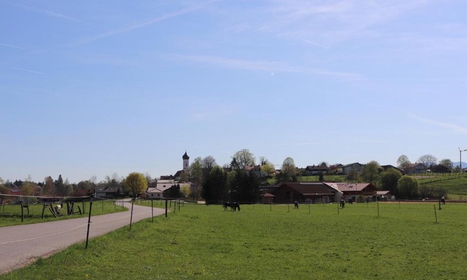 Iffeldorf Apartment | Ferienwohnung Pferdehof Pankratz