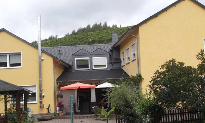 Mertesdorf Apartment | Ferienwohnung Remise - apartment/apartment, shower or bath, WC, 2 bedrooms
