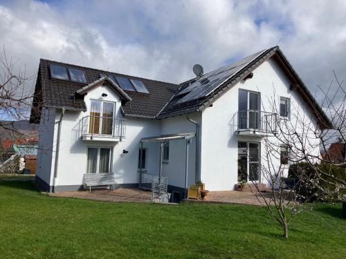 Dermbach Apartment | Ferienwohnung Rhönperle Dermbach