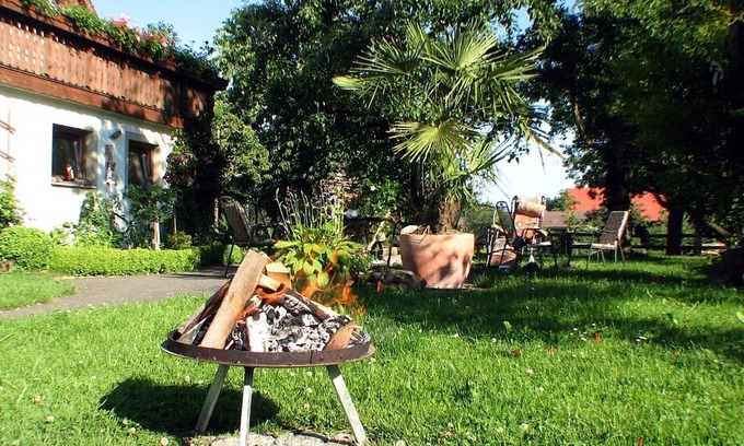 Wilhelmsdorf Apartment | Ferienwohnung Riedblick, 60 qm mit 1 Schlafraum und 1 Wohn-/Schlafraum für max. 4 Personen