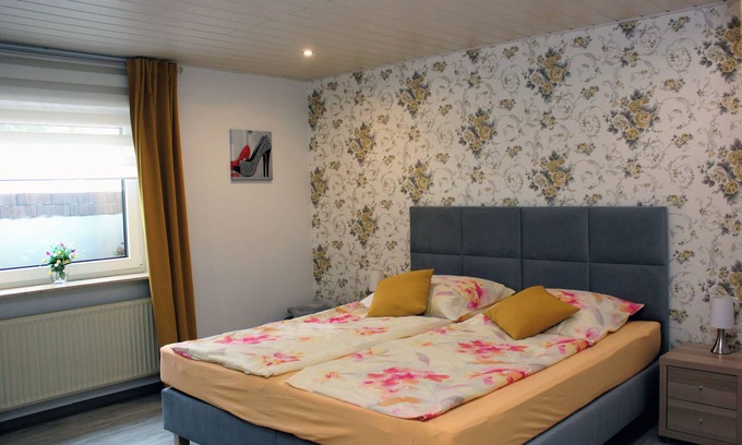 Mainz-Bingen Apartment | Ferienwohnung Rosenzimmer