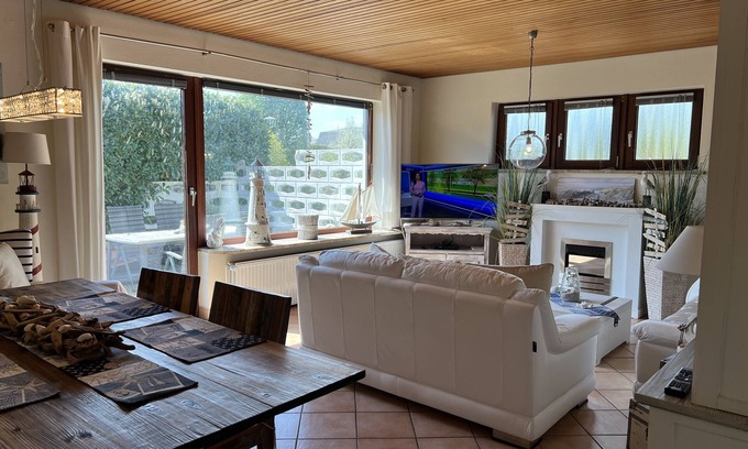 Niendorf Apartment | Ferienwohnung "sonnenterrasse" bis 4 Personen - Ferienhaus Sonne