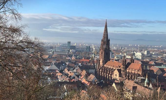 Kiechlinsbergen Apartment | Ferienwohnung Savoir-vivre, 75qm, 1 Schlafzimmer, max 2 Personen