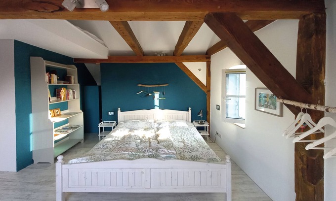 Radewege Apartment | Ferienwohnung Schwalbennest - Ferienwohnung