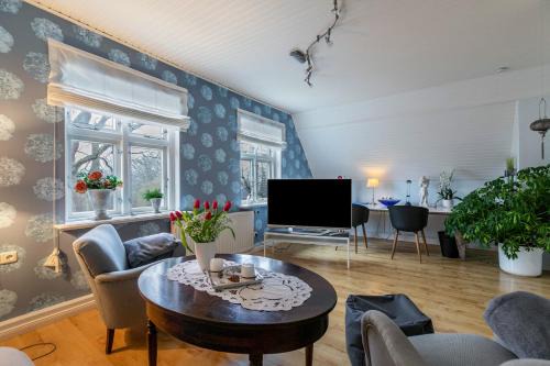 Gluecksburg Apartment | Ferienwohnung Schwennautal