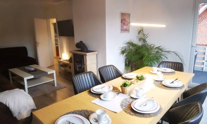 Amelinghausen Apartment | Ferienwohnung Seeromantik im Ortskern mit Kamin. Für Familien. Hundefreundlich