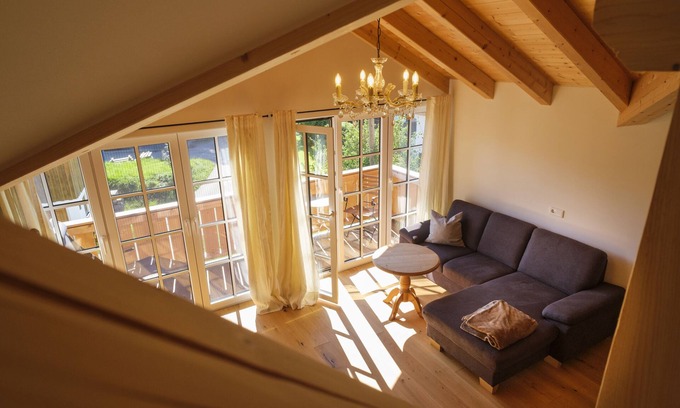 Wackersberg Apartment | Ferienwohnung Singer "zum Nachbarn"