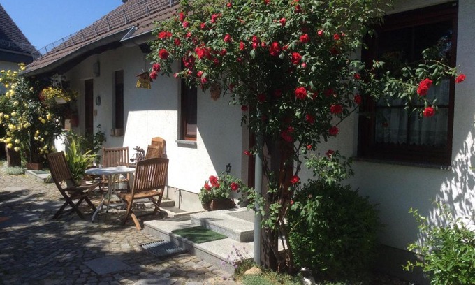 Boxdorf Apartment | Ferienwohnung Sonne-Stadtrand Dresden