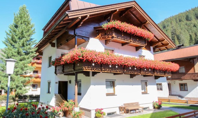 Lanersbach Apartment | Ferienwohnung Stoff
