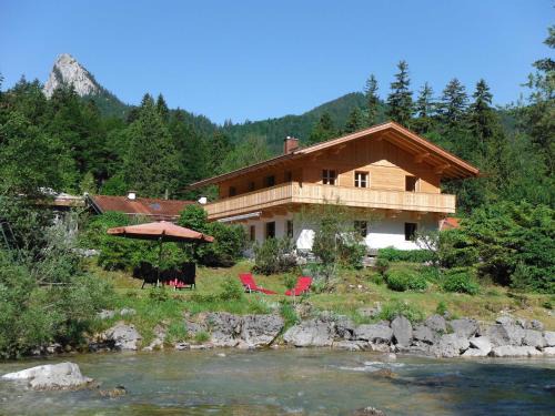 Kreuth Apartment | Ferienwohnung Tegernsee,Fam Schneider, Kreuth-Grüneck
