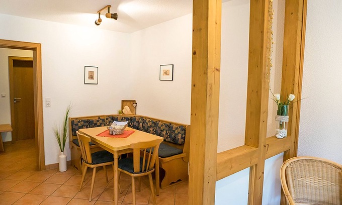 Kickenbach Apartment | Ferienwohnung Typ B Hofgarten, 67qm, 1 Wohn/-schlafzimmer, Max. 4 Erwachsene + 1 Kind