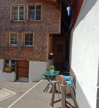 Goeschenen Apartment | Ferienwohnung Unterdorf