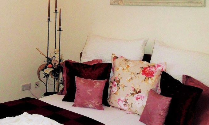 Pflueckuff Apartment | Ferienwohnung Ursula Online - .herrenhaus Kunzwerda bei Torgau