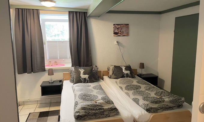 Stall Apartment | Ferienwohnung Wasserfall mit 2 Schlafzimmer und 2 Badezimmer im Erdgeschoss