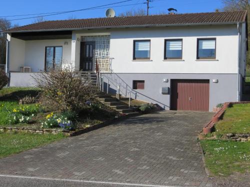 Wallerfangen Apartment | Ferienwohnung Weinbachtal