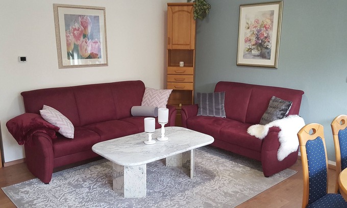 Nordenham Apartment | Ferienwohnung Wesergarten